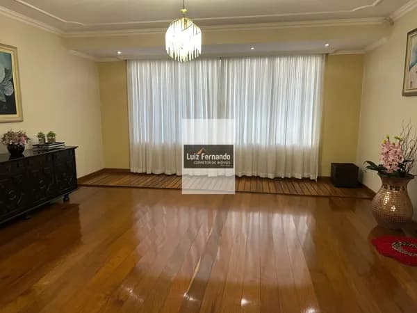 Casa Sobrado á 50 metros Pão Açúcar Ourinhos - SP