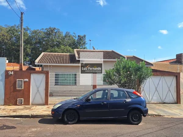 Casa em Vila São José, Ourinhos/SP