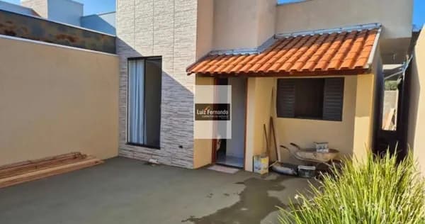 Casa nova 3 dormitórios Jd Santos Dumont