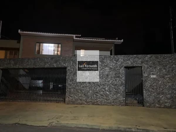 Casa excelente localização, 232,00 m² construídos