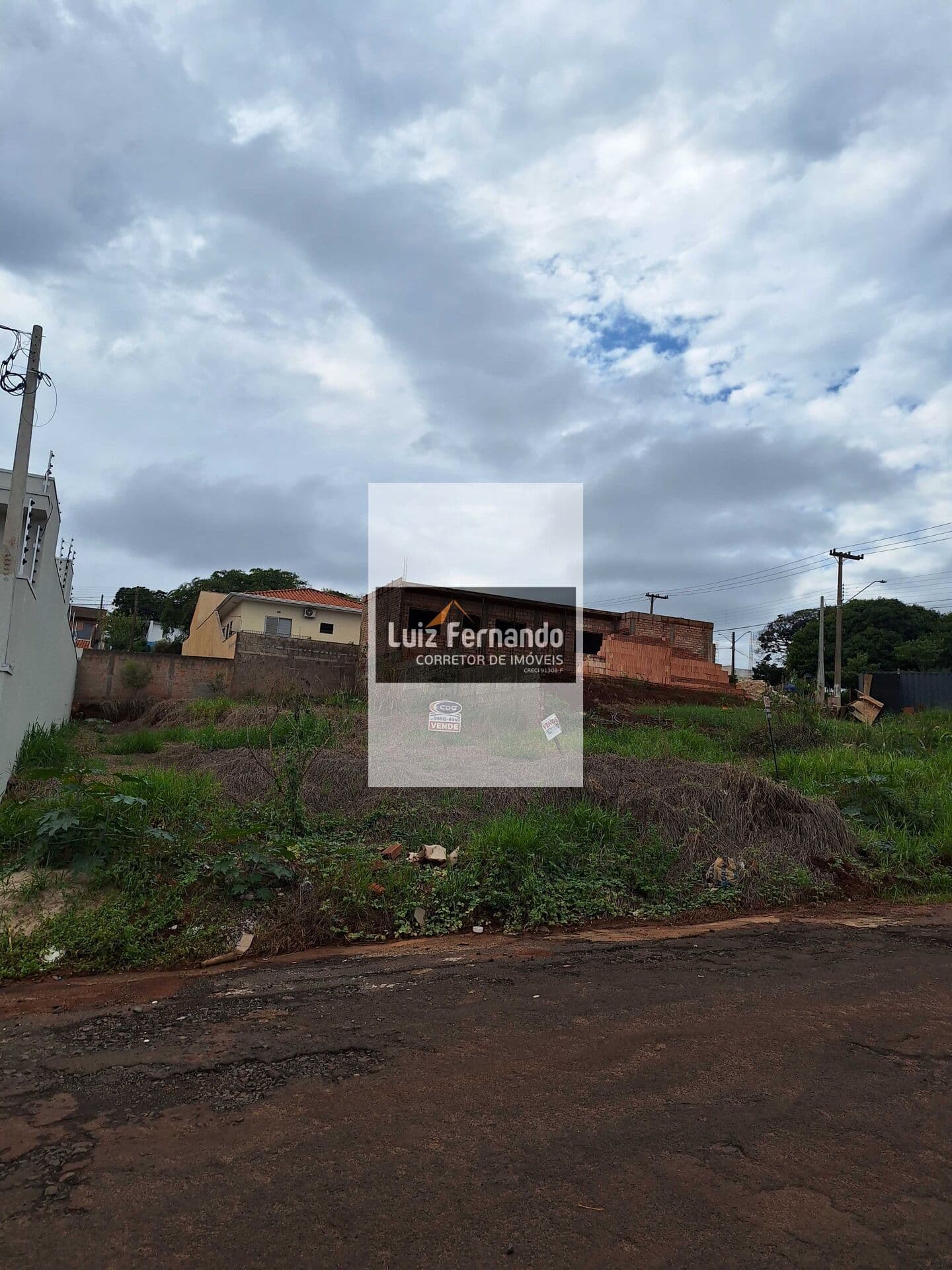 Lote Jd. Ouro Verde 360,00 m2, excelente localização