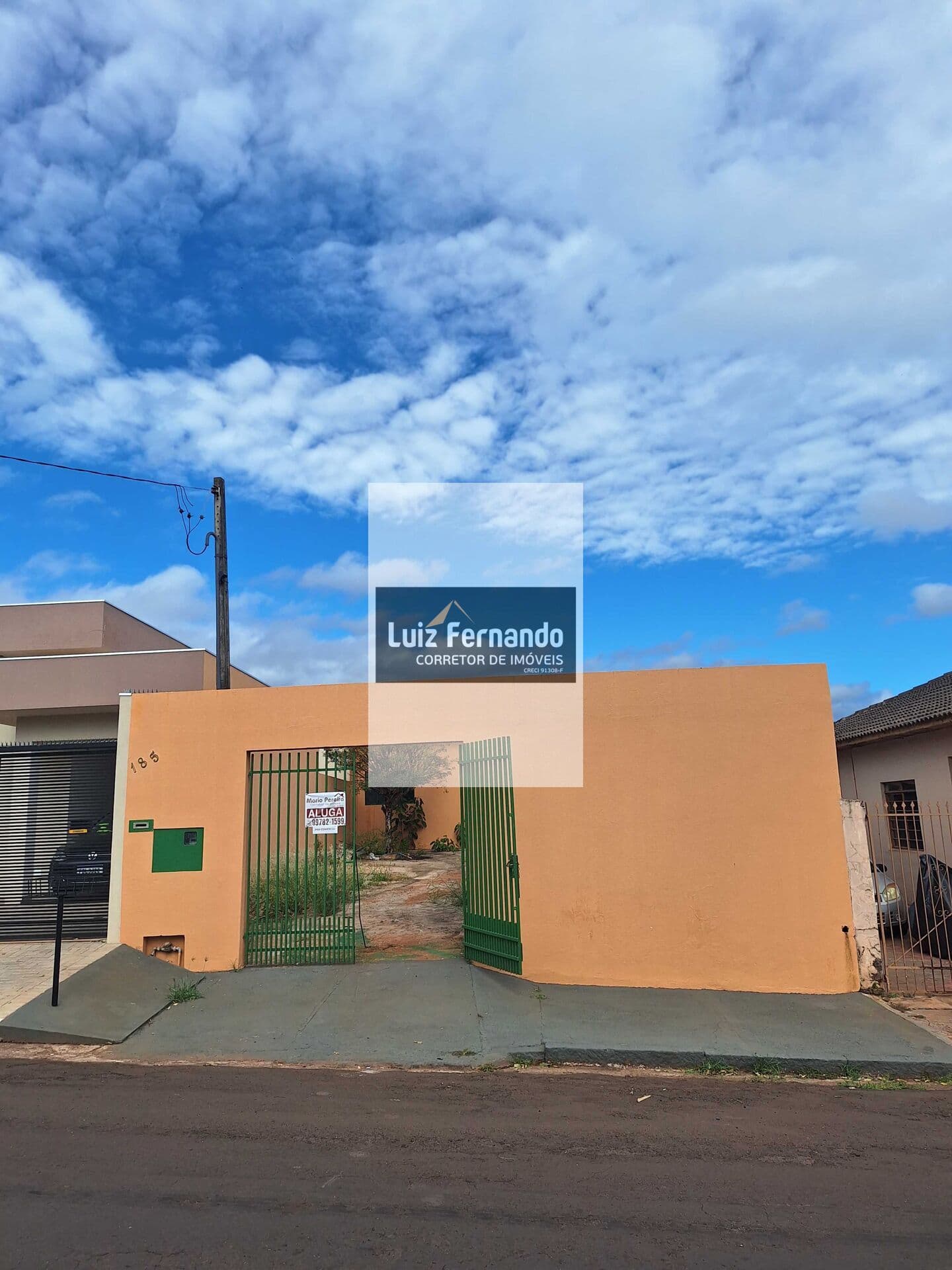Prédio Comercial próximo Av. Jacinto F. de Sá