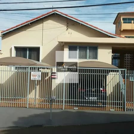 Casa Padrão excelente localização terreno 400,00m²