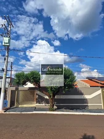 Casa em Vila Sândano, Ourinhos/SP