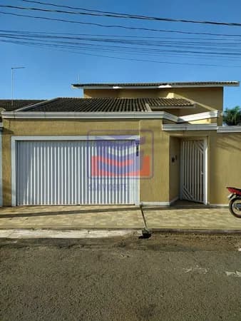 Oportunidade!!! Casa com piscina no bairro Benedito Garcia