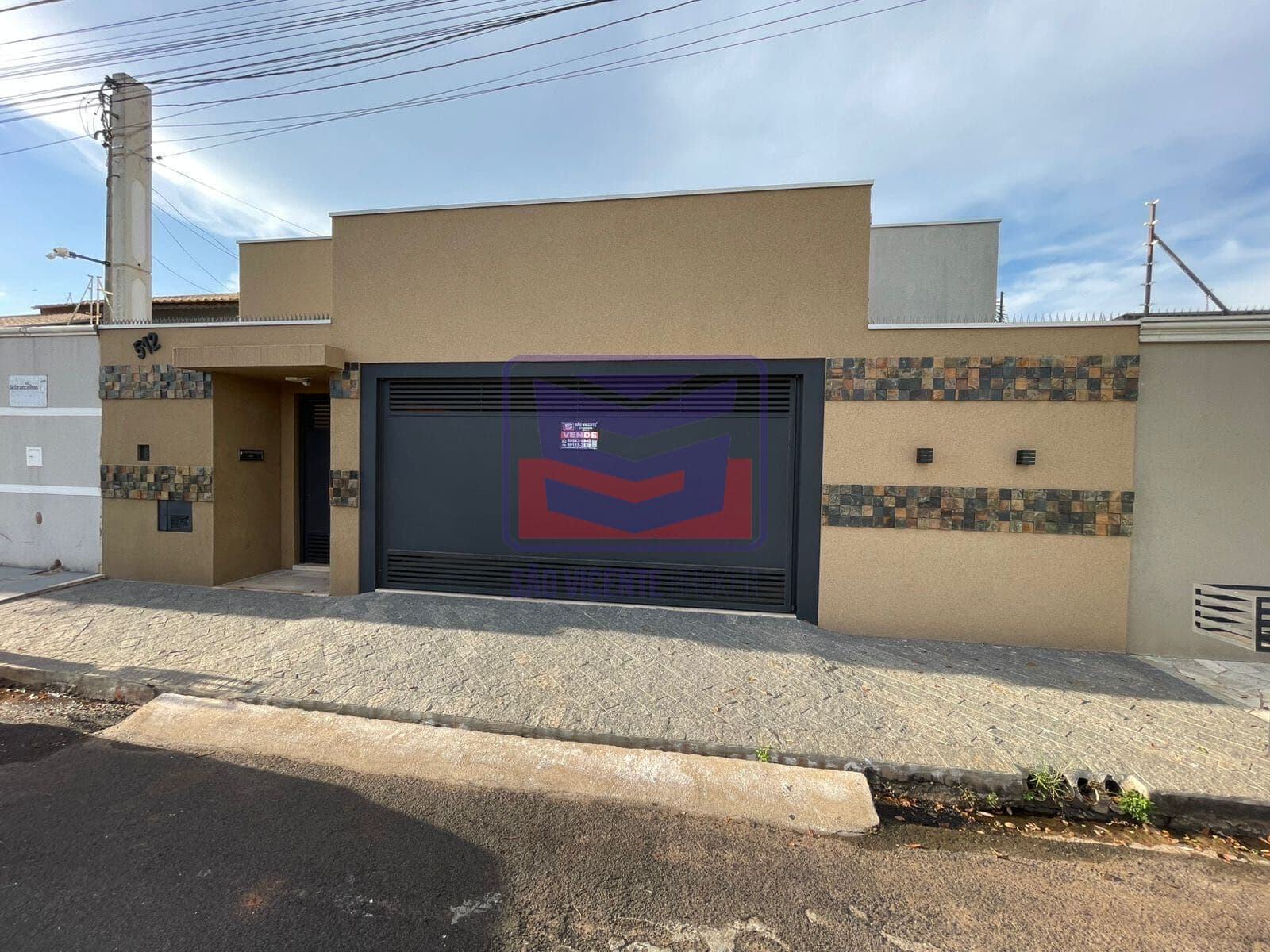 Casa Alto Padrão para Venda em Buritama - Bairro Benedito Garcia