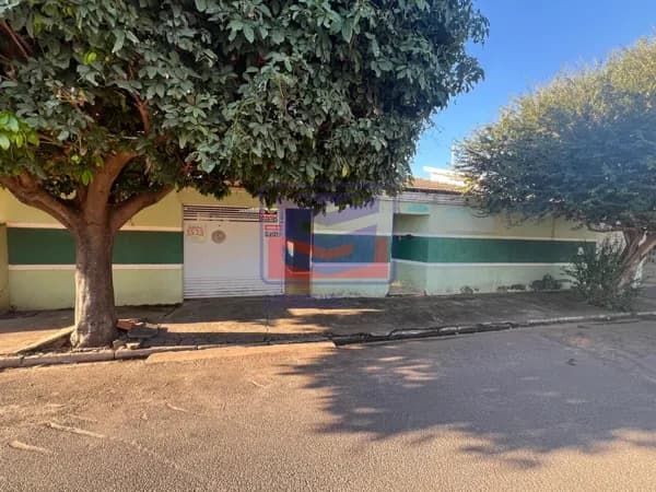Casa em Buritama - Centro