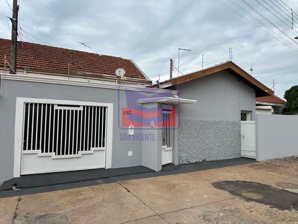 Casa Sobrado para Venda no Centro de Buritama
