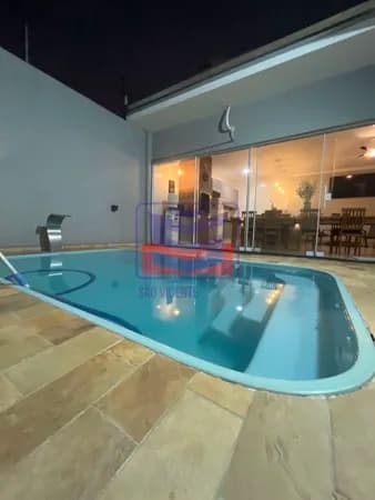 Casa Padrão para Venda em Buritama
