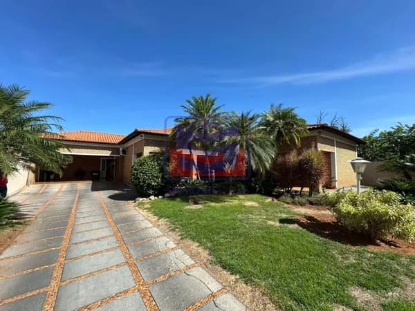 Casa em Buritama - Centro