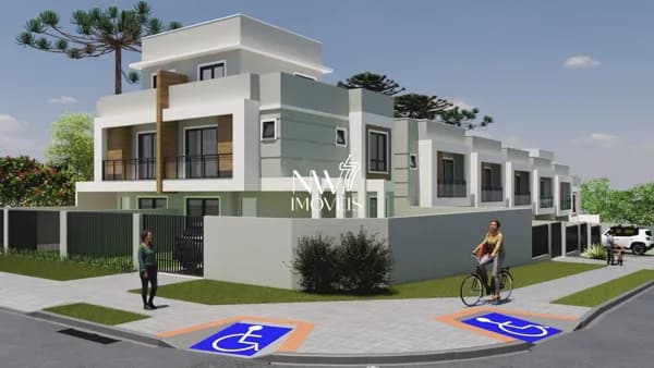 Sobrado de frente para Rua com quintal de 70m2