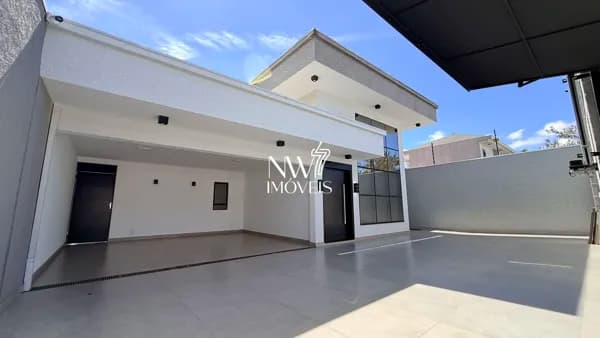Casa Alto Padrão à Venda em Curitiba | Porteira Fechada | Piscina | 360m² de Terreno