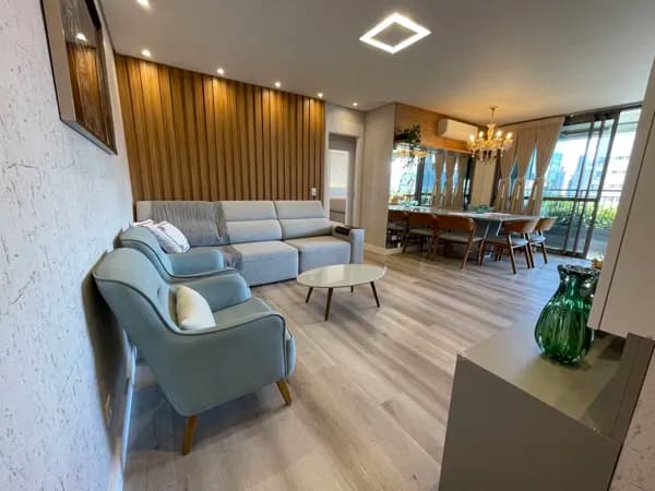 Luxuoso Apartamento Mobiliado em Condomínio Completo