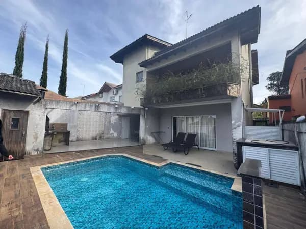 Casa à venda no bairro Morada das Flores (Aldeia da Serra) em Santana de Parnaíba/SP