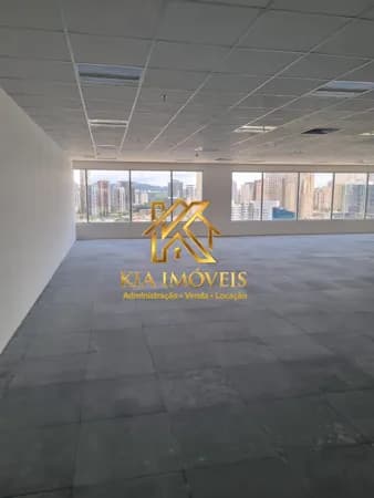 Sala Comercial para Alugar no West Corp em Alphaville