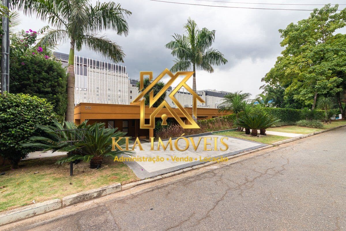 Casa de luxo à venda no condomínio Tamboré 1