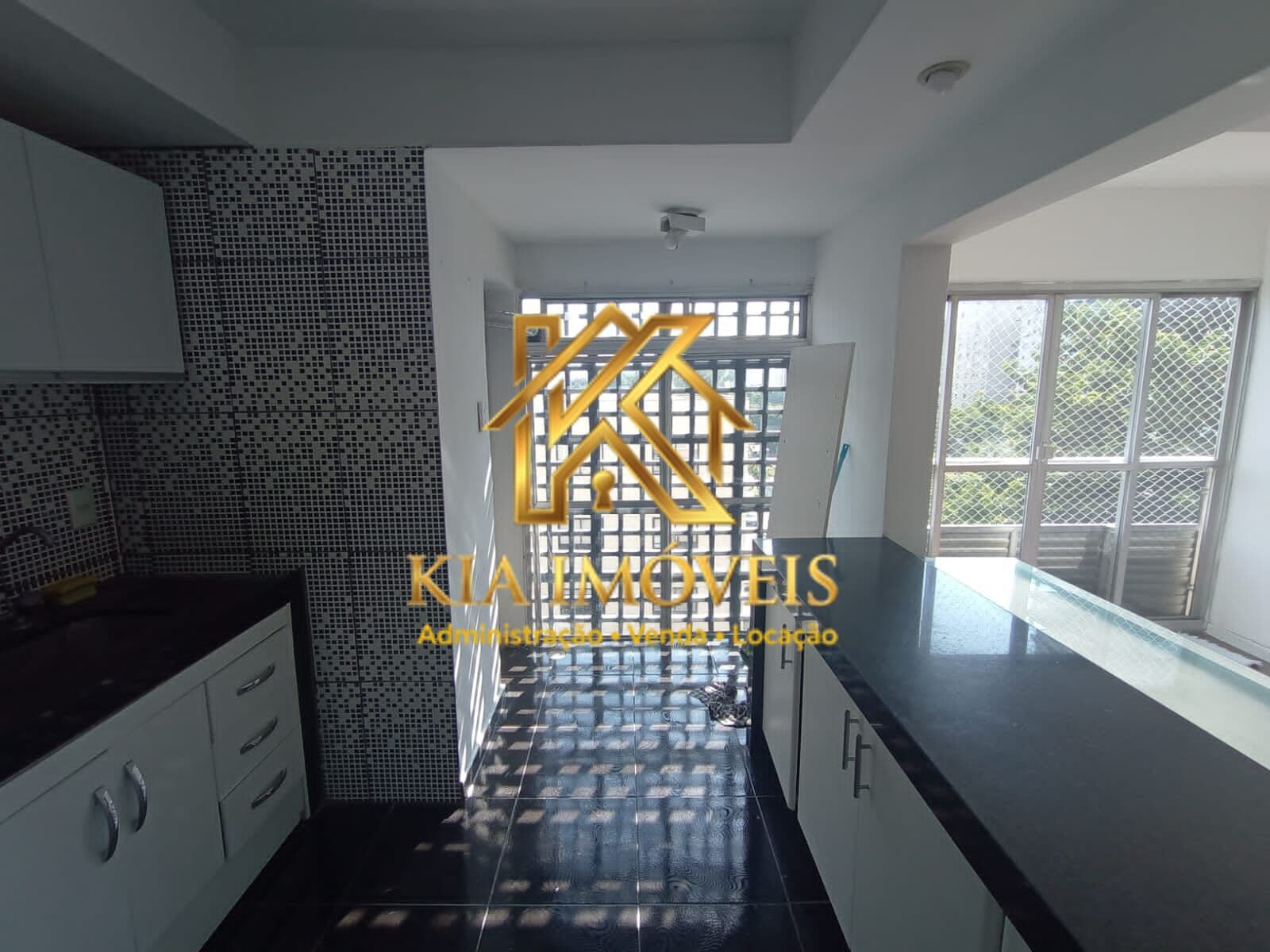 APARTAMENTO À VENDA – PINHEIROS