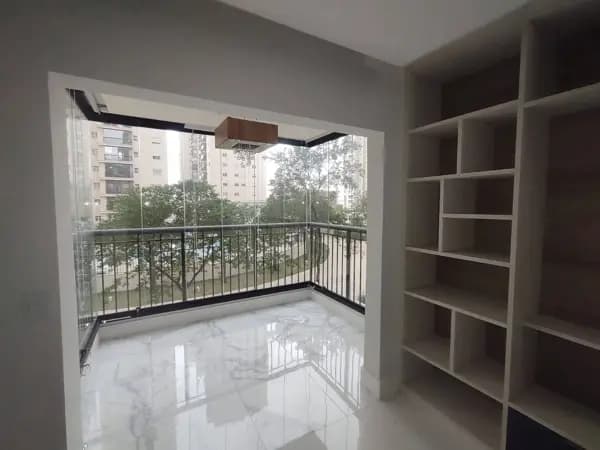 Apartamento à venda no bairro Jardim Tupanci em Barueri/SP