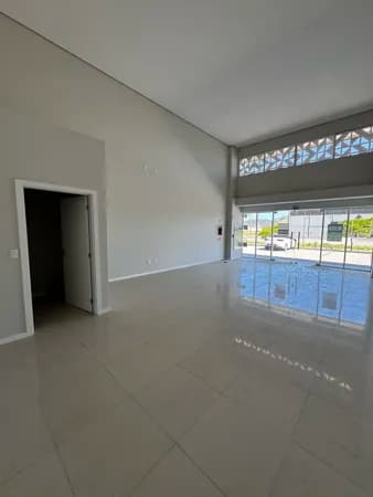 Sala comercial Térreo em Recife, Tubarão/SC