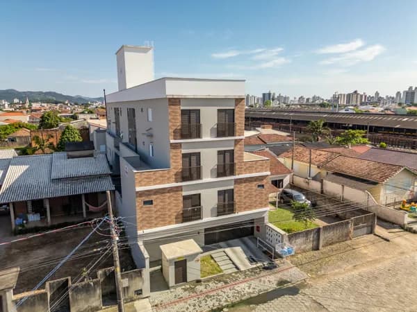 Apartamento Mobiliado em Oficinas.