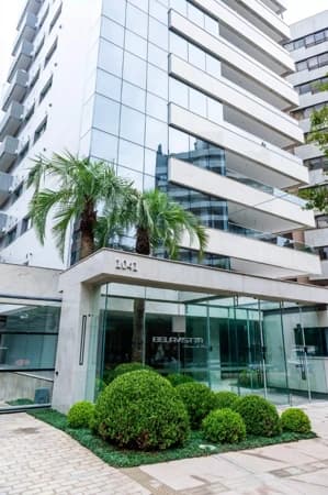 Apartamento à venda no bairro Bela Vista em Porto Alegre/RS