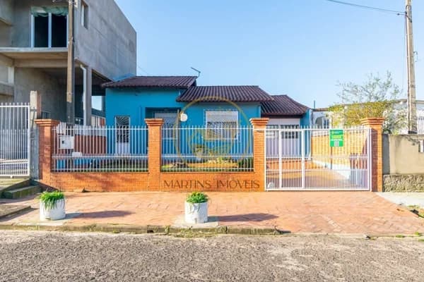 Casa à venda no bairro Parque Granja Esperança em Cachoeirinha/RS