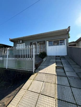 Casa à venda no bairro Vila Princesa Izabel em Cachoeirinha/RS