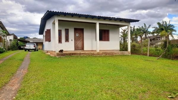 Sítio à venda no bairro Chácara das Rosas em Cachoeirinha/RS