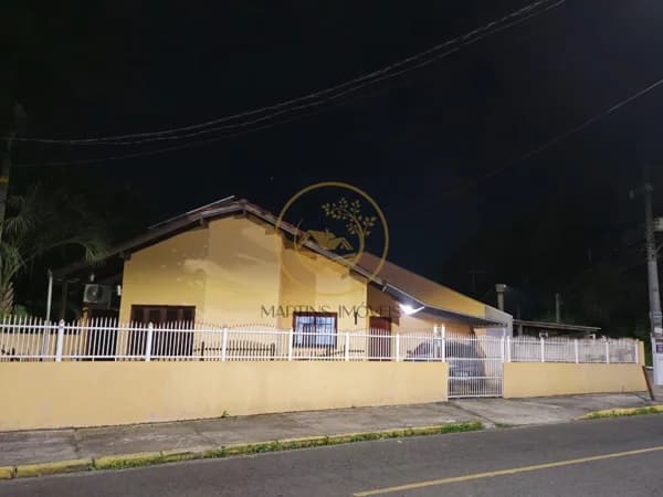 Casa à venda no bairro Parque dos Eucalíptos em Gravataí/RS
