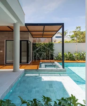 Casa de Condomínio em Rio de Janeiro - Barra da Tijuca