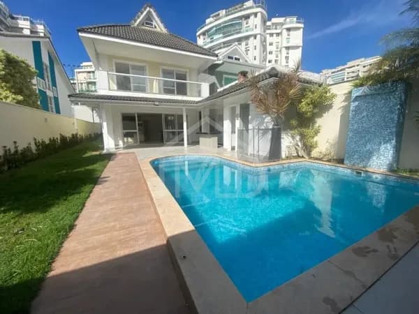 Casa de Condomínio em Rio de Janeiro - Barra da Tijuca