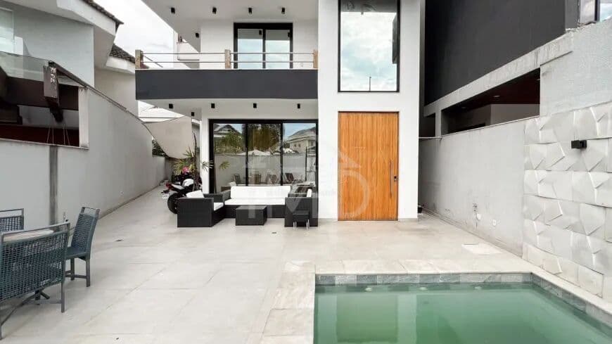 Casa de Condomínio em Rio de Janeiro - Recreio dos Bandeirantes