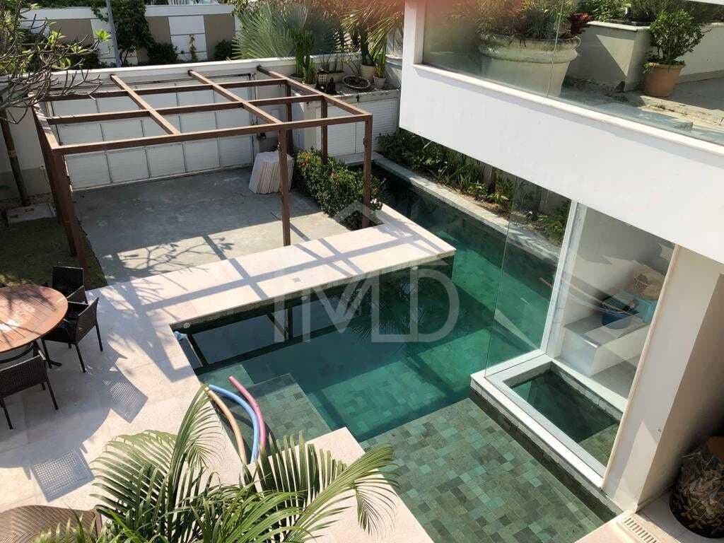 Casa de Condomínio em Rio de Janeiro - Barra da Tijuca