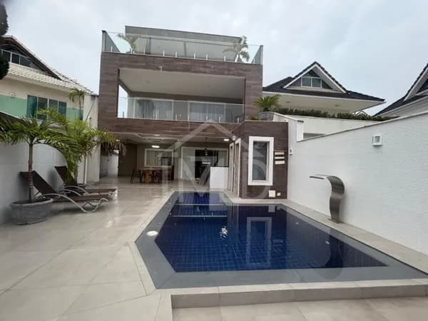 Casa de Condomínio em Rio de Janeiro - Recreio dos Bandeirantes