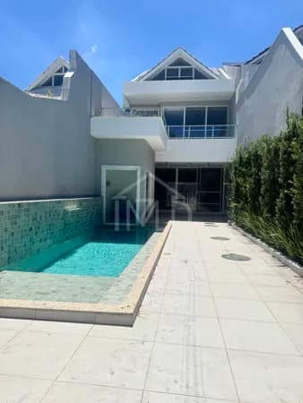 Casa em Condomínio em Barra da Tijuca, Rio de Janeiro/RJ