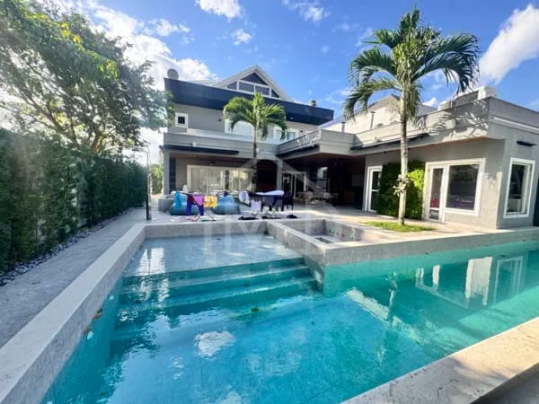 Casa em Condomínio em Barra da Tijuca, Rio de Janeiro/RJ