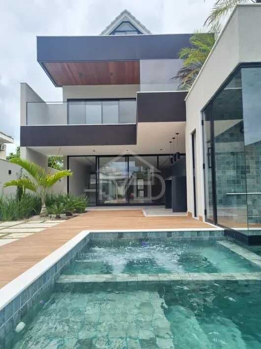 Casa de Condomínio em Rio de Janeiro - Recreio dos Bandeirantes