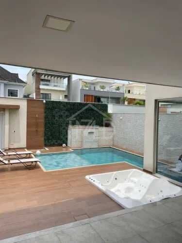 Casa de Condomínio em Rio de Janeiro - Recreio dos Bandeirantes