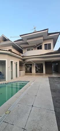 Casa de Condomínio em Rio de Janeiro - Recreio dos Bandeirantes