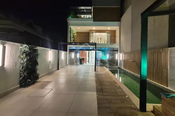 Casa de Condomínio em Rio de Janeiro - Recreio dos Bandeirantes