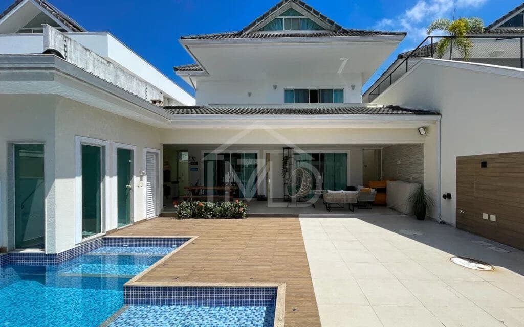 Casa de Condomínio em Rio de Janeiro - Recreio dos Bandeirantes