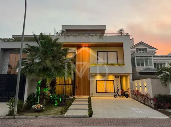 Casa de Condomínio em Rio de Janeiro - Recreio dos Bandeirantes