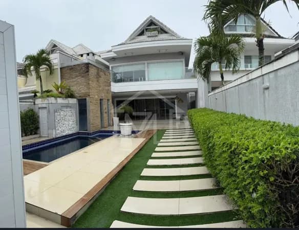 Casa de Condomínio em Rio de Janeiro - Barra da Tijuca
