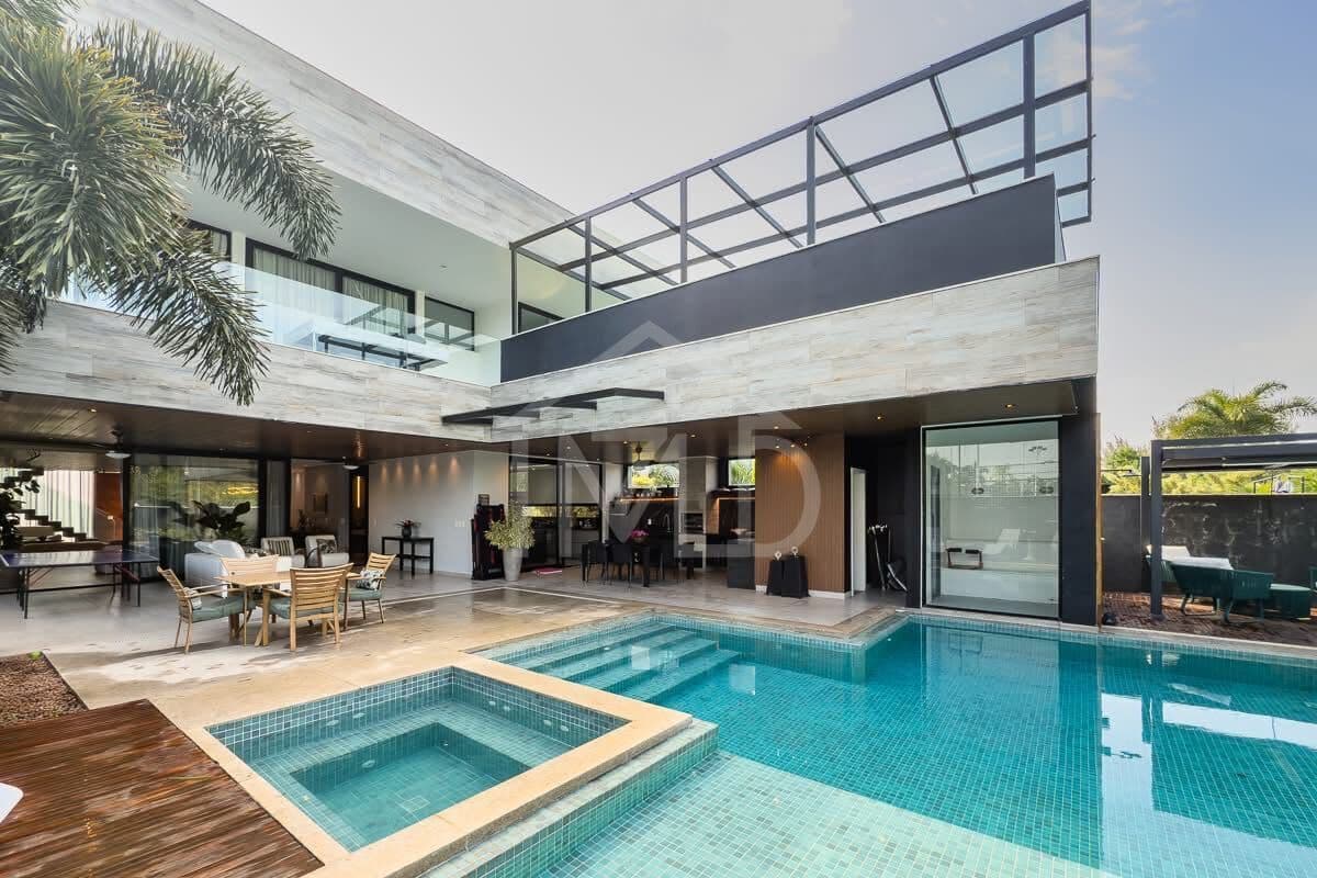 Casa de Condomínio em Rio de Janeiro - Barra da Tijuca