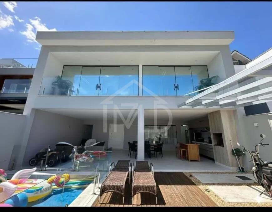 Casa de Condomínio em Rio de Janeiro - Recreio dos Bandeirantes