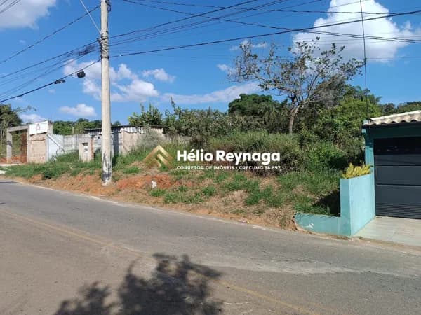 Oportunidade: Lote Plano e Versátil na Avenida Luis Giarola