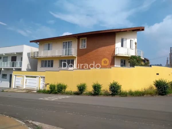 IMPERDÍVEL! CASA GRANDE NO JARDIM BOER (240m²) COM PERMUTA ATÉ 50%!
