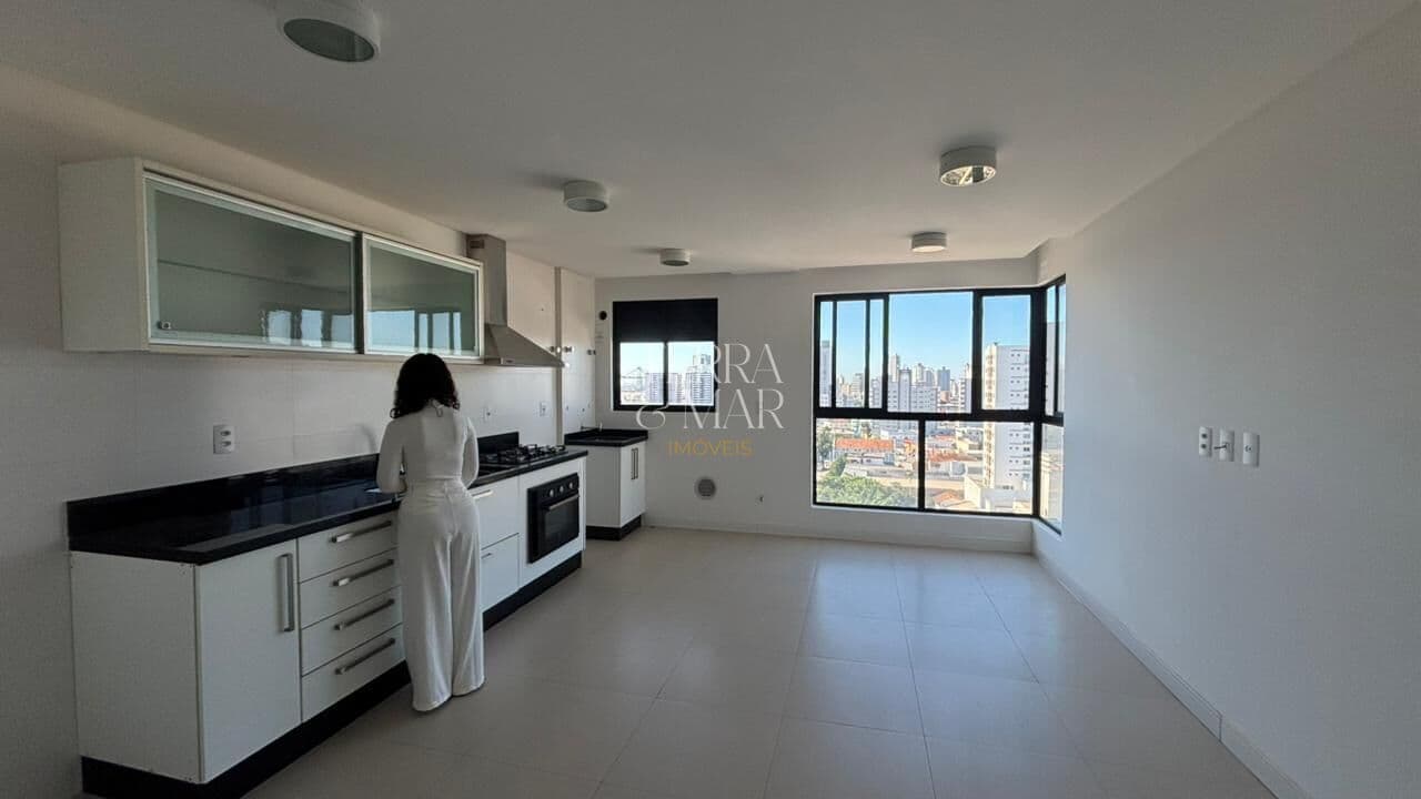 Apartamento à Venda no bairro São João em Itajaí no Residencial Dom João Residence
