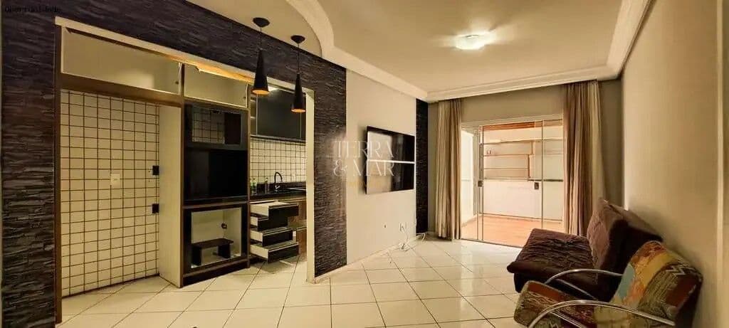 Apartamento à Venda no bairro São João em Itajaí no Residencial Dona Elza