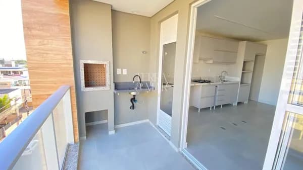 Apartamento à Venda no bairro São João em Itajaí no Residencial Alameda Jobim